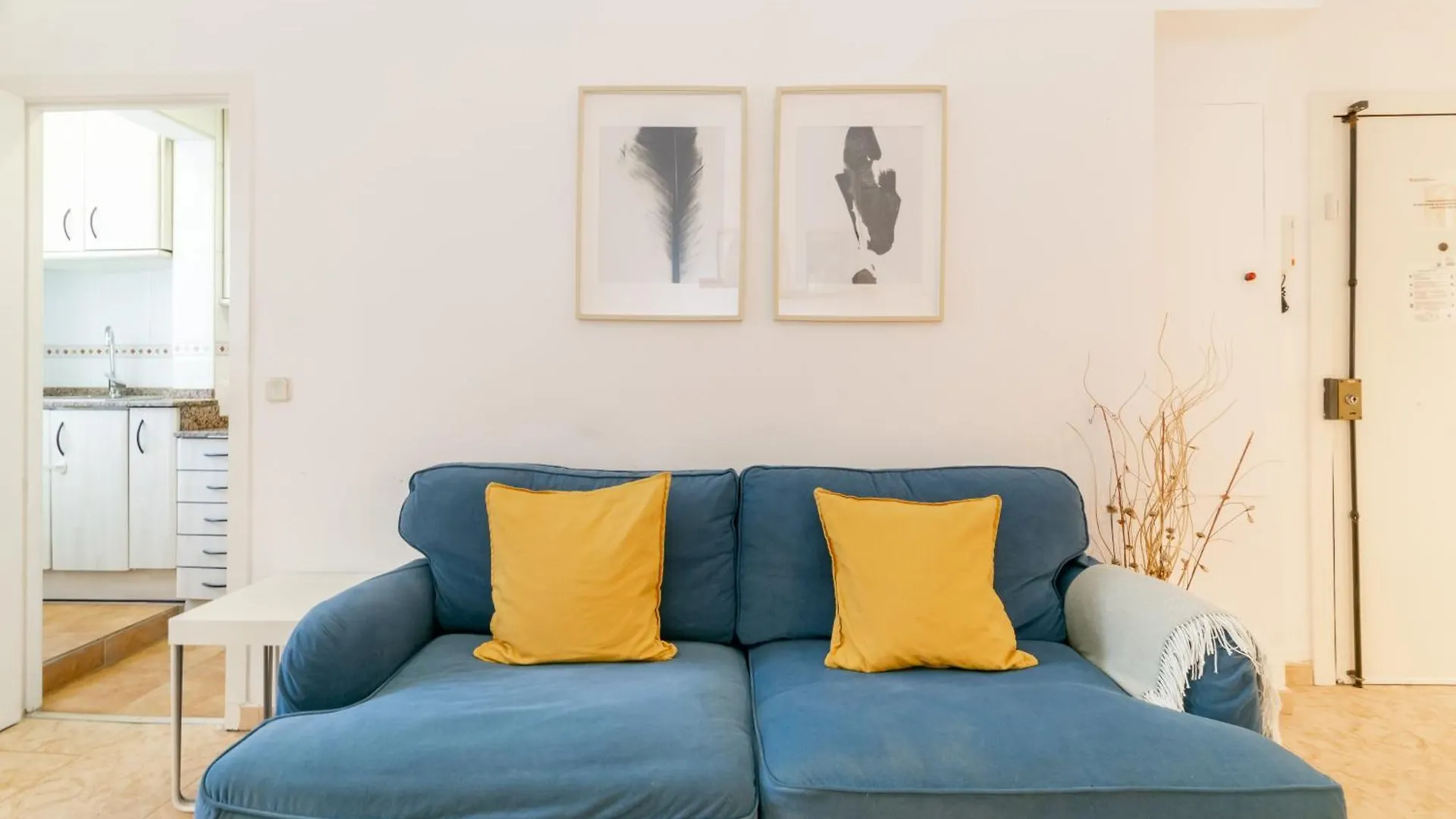 Charming Central Gem In Poble Sec Barcelona Apartment
